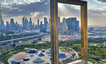 Dubai City Tour with Dubai Frame Ticket, Creek, Souks, and Blue Mosque